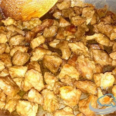 gobelekli pendirli et sote qizarmis et